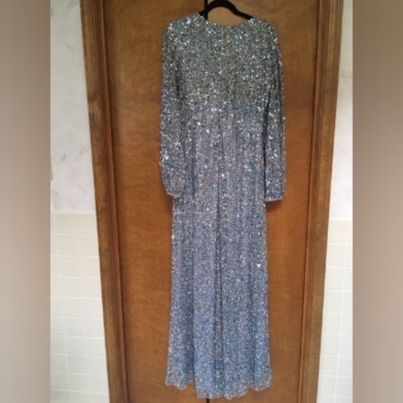 Mac Duggal, 14, silver - Picture 7 of 8